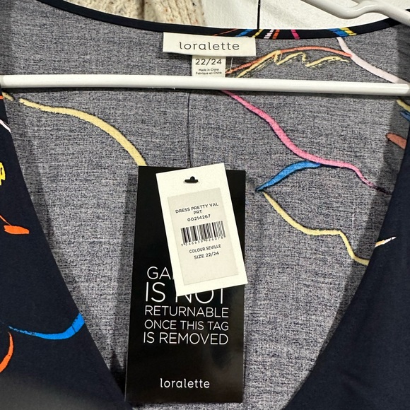 Loralette brand flowy flowered dress Sz 22/24 NWT - Picture 2 of 5